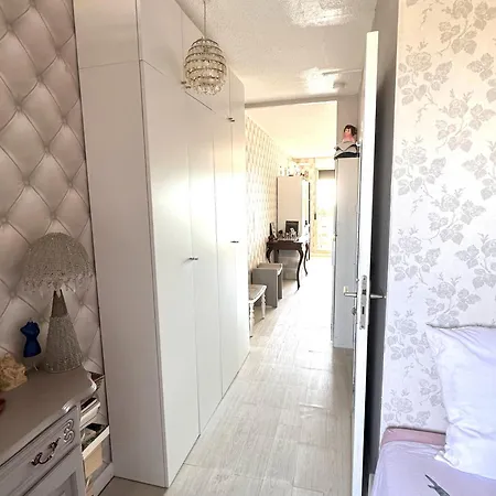 Apartament Dionysos Vue