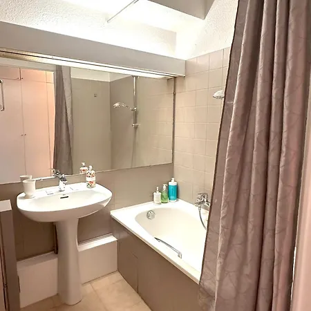 Dionysos Vue Apartment *